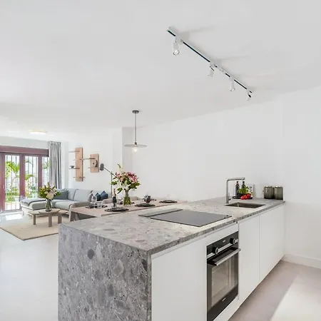 Apartment Maestranza Exclusive Townhouse Close To Puerto Banus With Bbq Pool *
